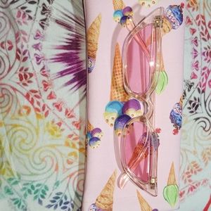 Fashionable sunglasses